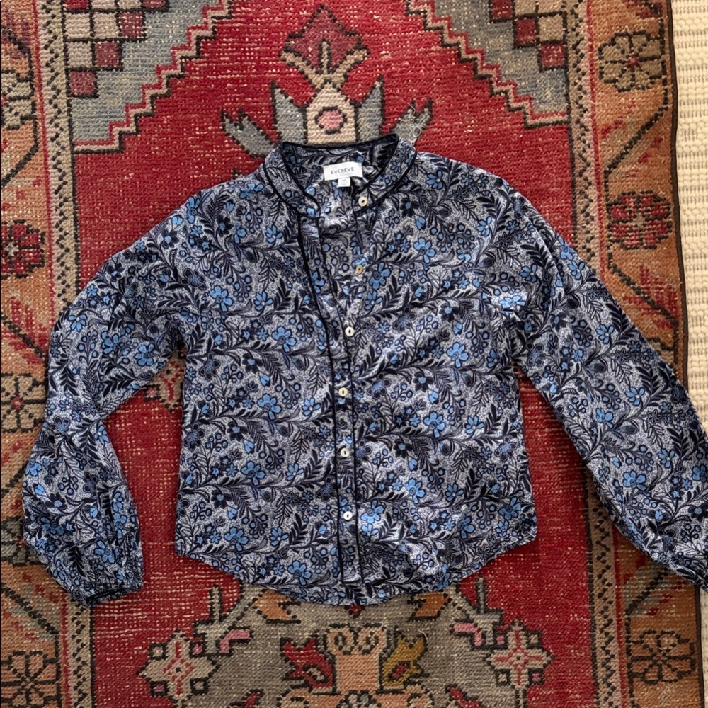 Evereve Blue cotton shirt - size XS